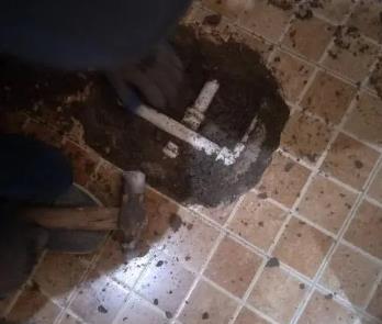 汶川卫生间漏水维修公司为您分享下卫生间渗水如何处理及注意事项